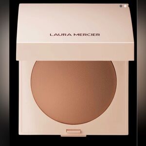 Laura Mercier Real Flawless Luminous perfecting Pressed powder Translucent Deep